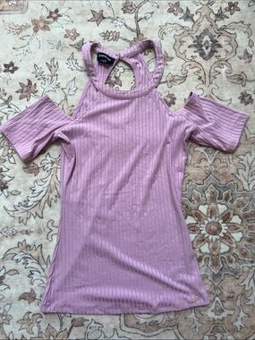 bebe Lavender Ribbed Cold-Shoulder Crop Top